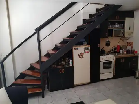 Sarmiento 4100, Piso 2°