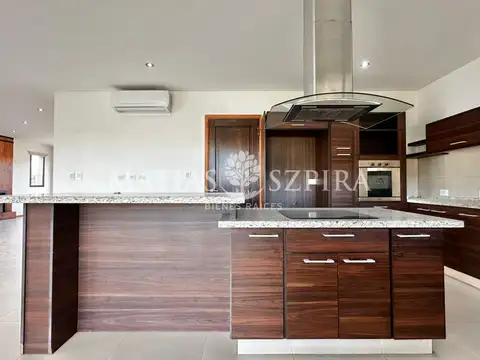Casa en Alquiler al Norte