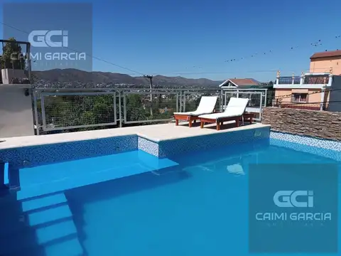 Casa en venta en Villa Carlos Paz, 6 dormitorios