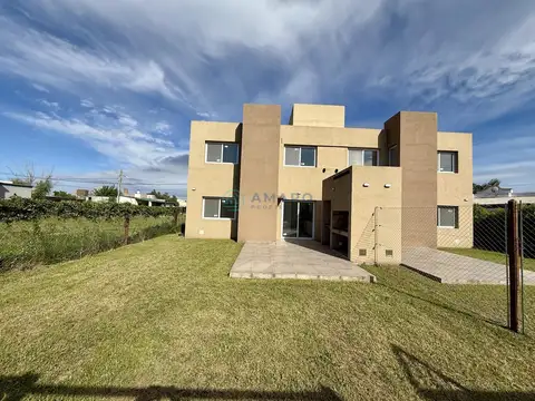 Casa en Venta en Roldan, USD 68.500