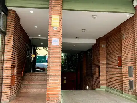 Alquiler ideal oficina / consultorio Zona Facultad