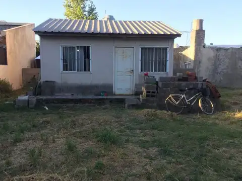 Casa en venta - 2 dormitorios 1 baño - 350 mts2 - Coronel Brandsen