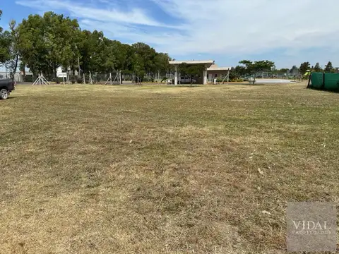 Terreno en Venta en Pilar del Este - Santa Lucia, USD 43.000