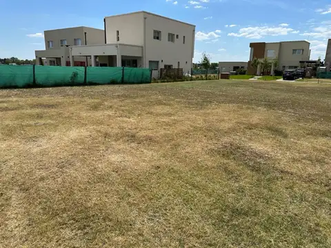 Terreno en Venta en Pilar del Este - Santa Lucia, Countries y Barrios Cerrados en Pilar