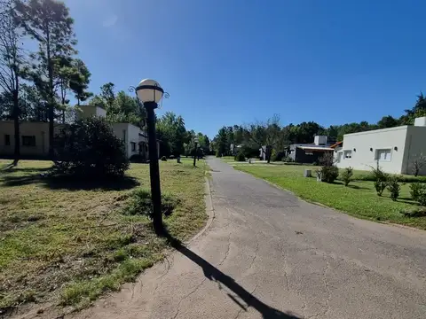 Terreno en Venta en Countries y Barrios Cerrados en Pilar, USD 44.000