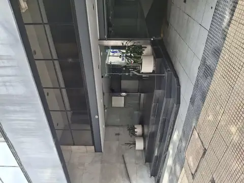 OFICINA 90 METROS  CBA Y FLORIDA