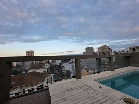 Departamento en Alquiler con 1 cochera