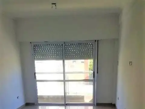 Departamento en Alquiler en Wilde, $ 600.000