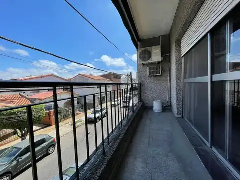alquiler PH 4 ambientes con balcon y terraza