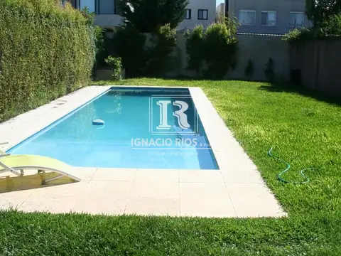 Casa 6 ambientes con 2 baños