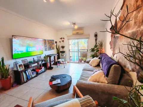 Depto Tipo Casa en Venta en Haedo, USD 99.000