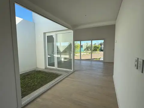 Casa en Vida Barrio Cerrado