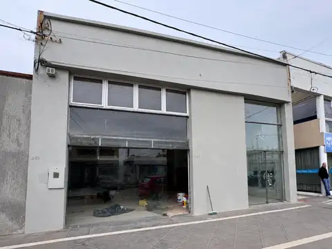 LOCAL COMERCIAL EN  7 DE MARZO Y LUJÁN SANTO TOMÉ