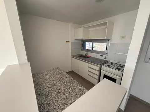 Departamento en Alquiler en Plaza España, $ 450.000