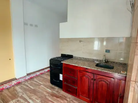 Adolfo Sourdeaux 1400, Piso 1