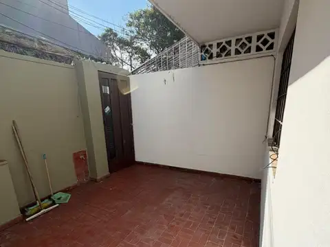 Depto Tipo Casa en Alquiler de 2 ambientes