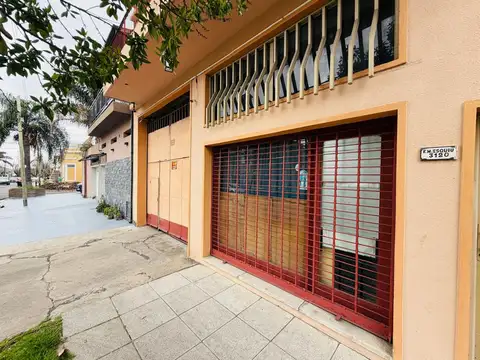 Galpon en Alquiler en Remedios de Escalada, $ 1.800.000