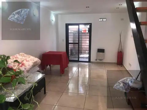 Depto Tipo Casa 3 ambientes con 1 baño