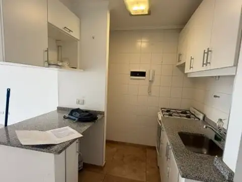 Departamento en Alquiler con 1 cocheras