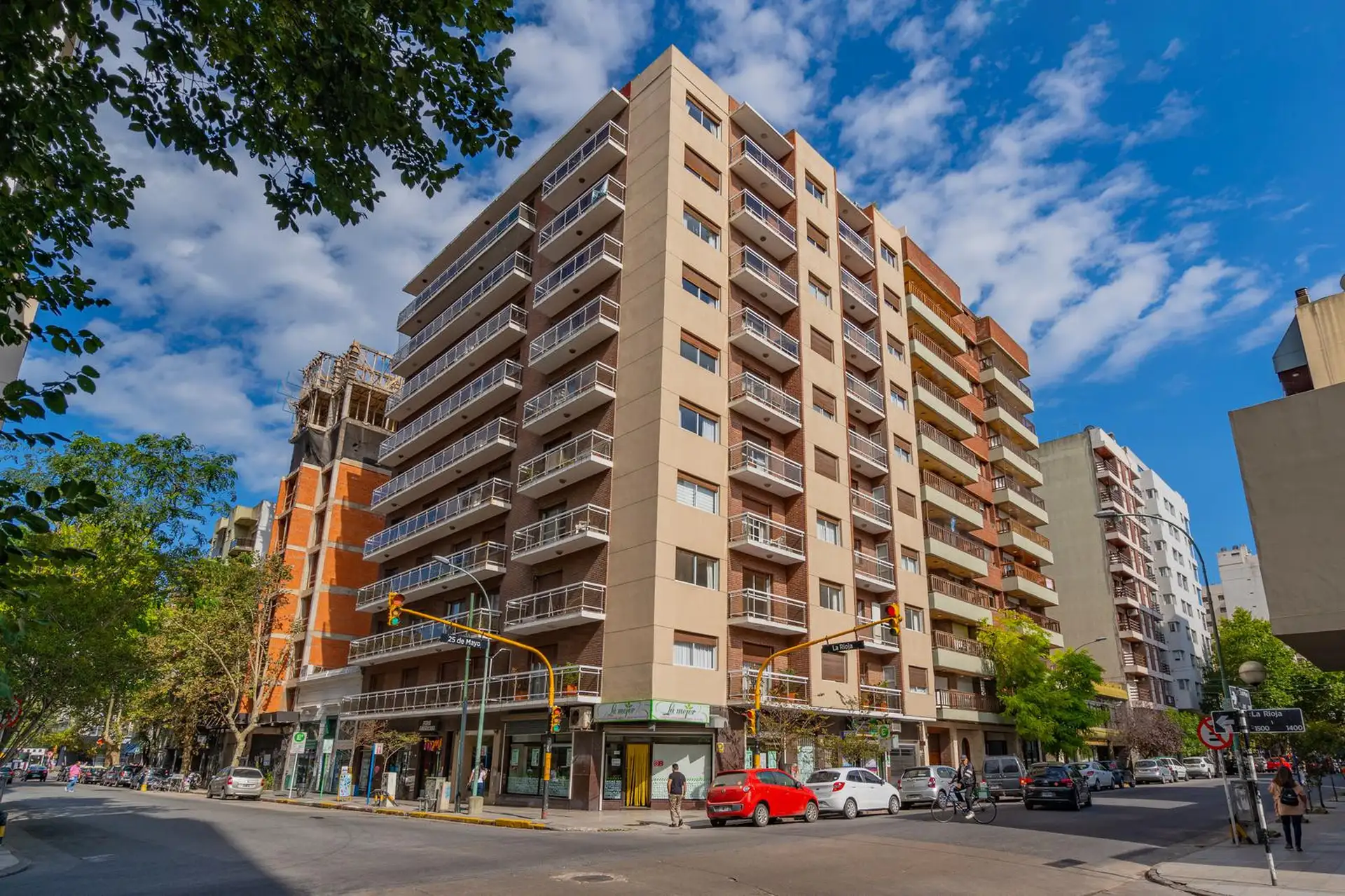 Departamento 4 amb, 180m² en el Centro — amoblado y equipado