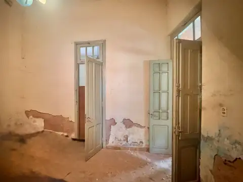 VENTA/CASA A REFACCIONAR/ B° G.LEHMANN/RAFAELA