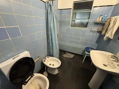 Casa 2 dormitorios con amplio jardín