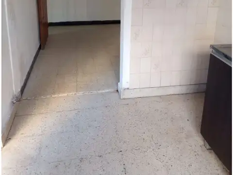 Casa 2 dormitorios y gran potencial, Gualeguaychú