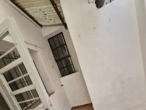 Depto Tipo Casa en Venta de 2 ambientes