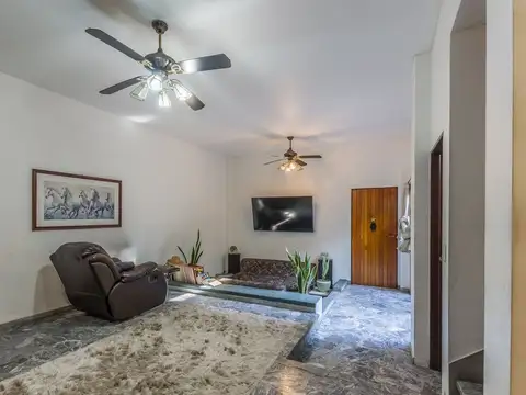 Galpon en Venta en Parque Avellaneda, USD 399.000