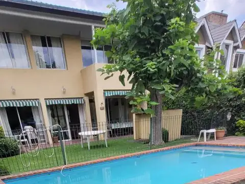 Casa en Venta en Don Torcuato, USD 260.000