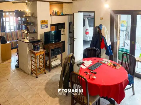 PH TIPO CASA DE 4 AMBIENTES DESARROLLADO EN DOS PLANTAS 