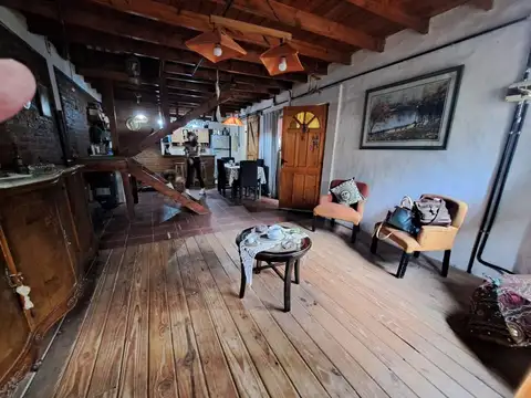 VENTA CASA 3 AMBIENTES EN B° CERRADO "LA FIACA" EN MORENO