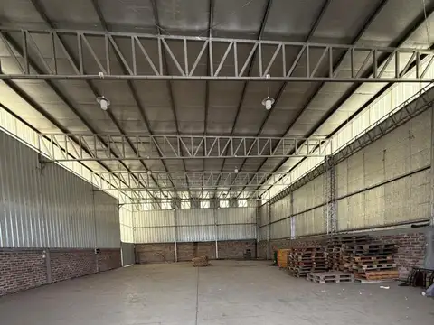 Galpon en Alquiler en Coquimbito, $ 3.500.000