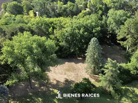 Terreno en Venta 83  mts Fondo