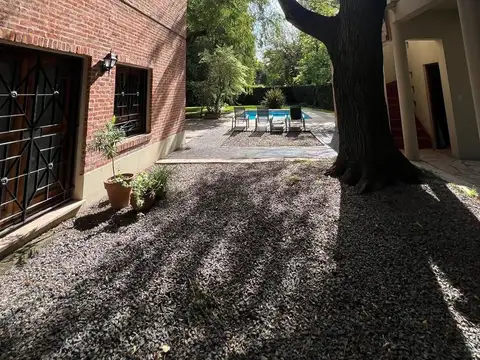 Casa en Venta en Barrio Parque Leloir, USD 590.000