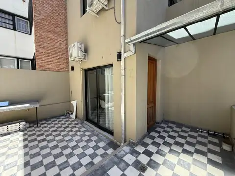 Depto Tipo Casa en Alquiler de 2 ambientes