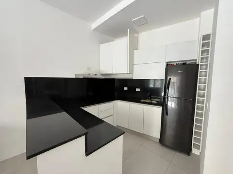 Depto Tipo Casa 2 ambientes con 1 baño