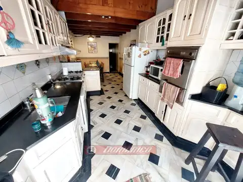 Casa en Venta en Castelar, USD 265.000