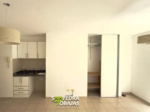 Departamento en Alquiler en Abasto, $ 350.000