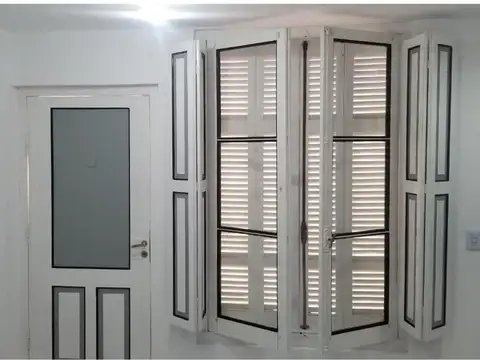 Depto Tipo Casa en Alquiler en Caseros, $ 500.000