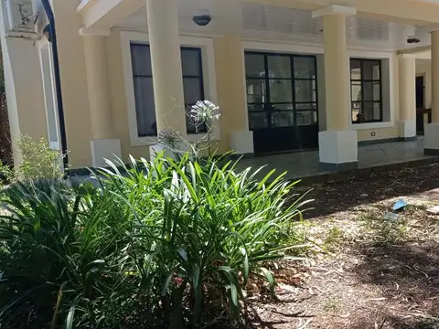 Casa - La Bahía - Piscina - Club House - Cancha de Tenis- Futbol