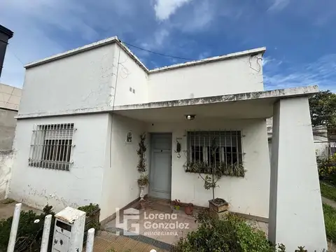 Casa en Alquiler Escobar, dos dormitorios con garage