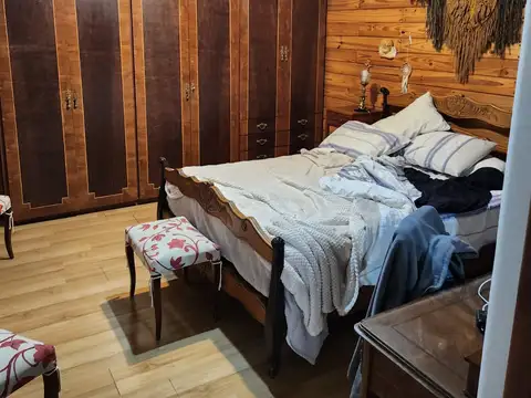 Casa 14 ambientes con 3 baños