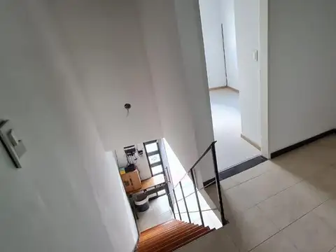 Depto Tipo Casa en Venta con 1 cocheras
