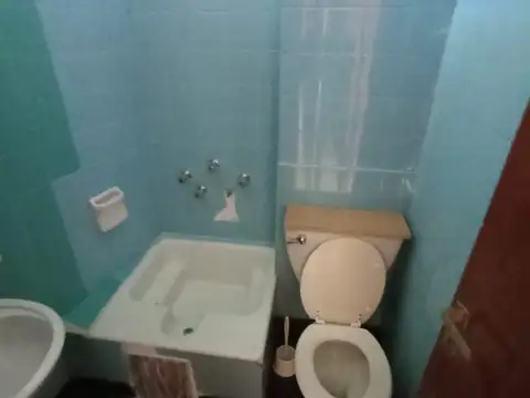 IMPECABLE MONOAMBIENTE EN ALQUILER 25 M2 APROX, BARRIO DE PARQUE CENTENARIO