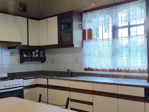 Casa en Venta en Villa Adelina, USD 150.000