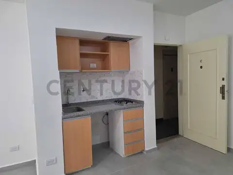 VENTA MONOAMBIENTE RECICLADO A NUEVO EN RETIRO
