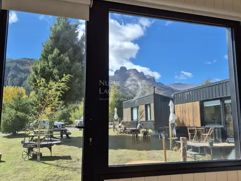 Venta de complejo con dos cabañas, tres tiny house y casa principal en RP63, Meliquina