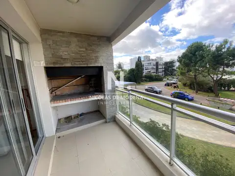 Apartamento 3 dormitorios en suite en Edificio Pampas Residence , Punta del este 