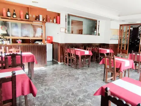 Venta Hotel , 30 hab, 70pax, 2 lotes 1095m2, 645m2 cub Muy b